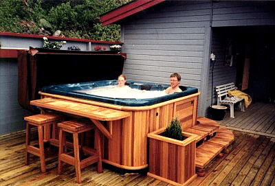 Arctic Spas shows CHCH TV just how Cool a Hot Tub is!